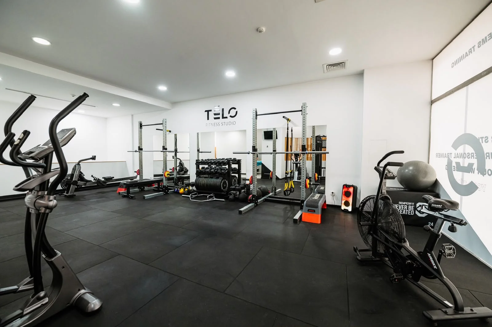 Estúdio Fitness no coração de Lisboa. Telo é o lugar ideal para treino personalizado de excelência e acompanhamento 100% individualizado com equipamentos de topo.